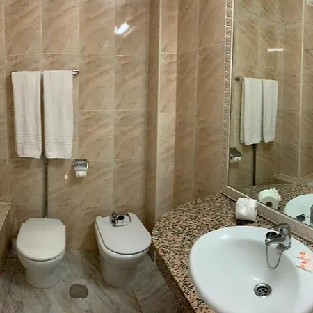 Gador Tropical Hotel apartamentowy 2*